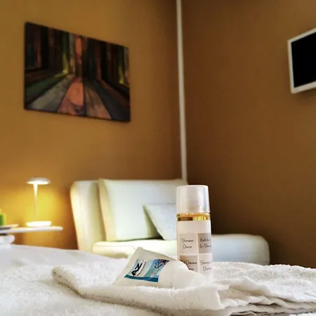 Vakantiehuis Forum Guest House Free Private Parking