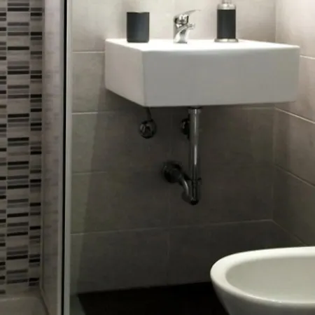 Forum Guest House Free Private Parking