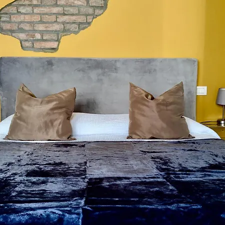 Forum Guest House Free Private Parking * Parma