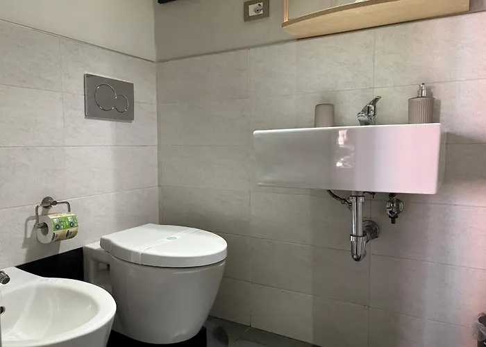 Forum Free Private Parking