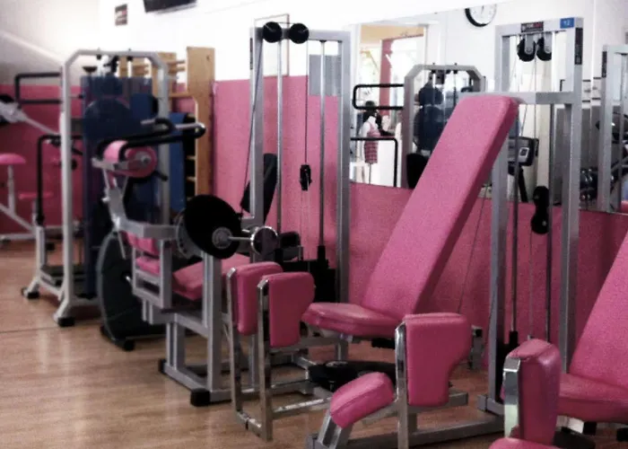 Forum Free Private Parking